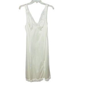 Vintage Van Raalte Full Dress Slip Sz S White Nylon Lace Trim Lingerie